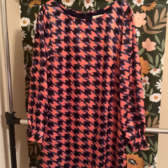 Tulle Navy and Orange Garment - Picture 1 of 4